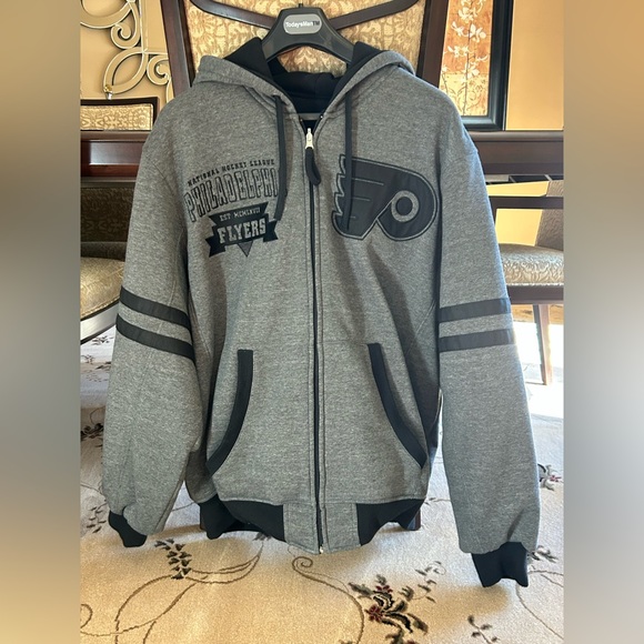 Men’s Philadelphia Flyers reversible heavy weight fleece hoodie. Gray/Black - Picture 3 of 10
